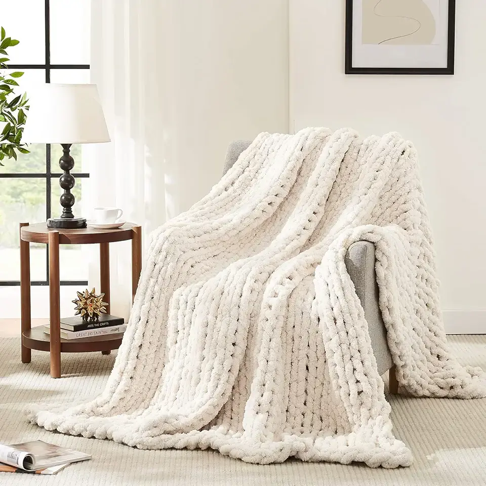 L'AGRATY Chunky Knit Blanket Throw,Soft Chenille Yarn Throw 50x60,Handmade Thick Cable Knit Crochet Blanket, Large Rope Knot Throw Blanket for Couch Home Decor OEKO-TEX STANDARD 100